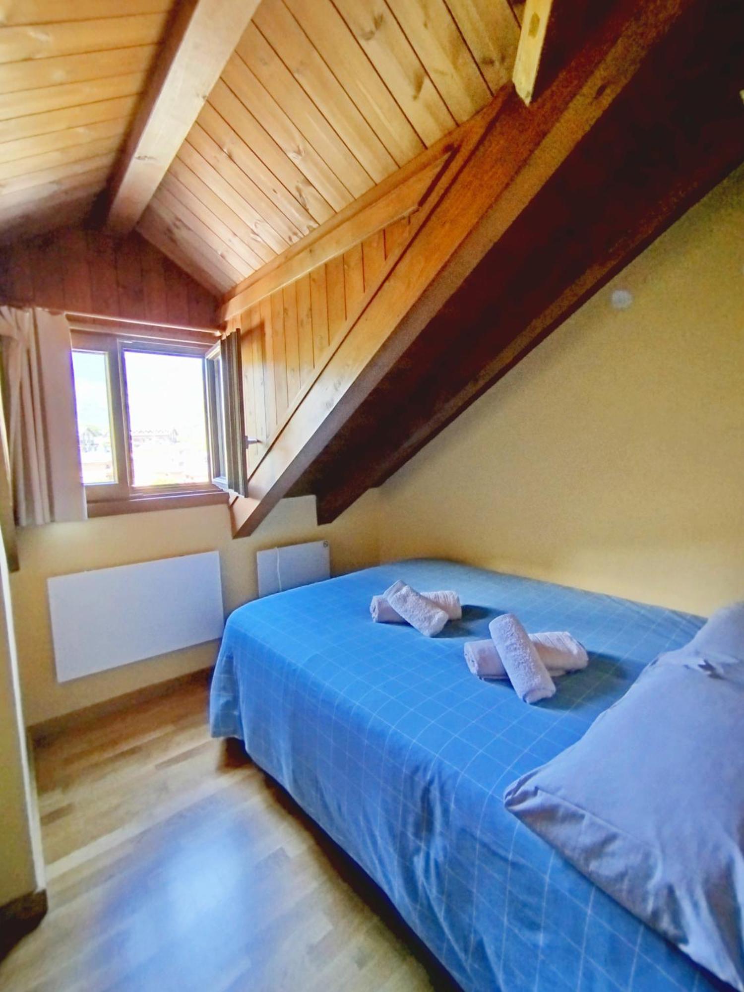 Apartaments Sort Pirineus Экстерьер фото