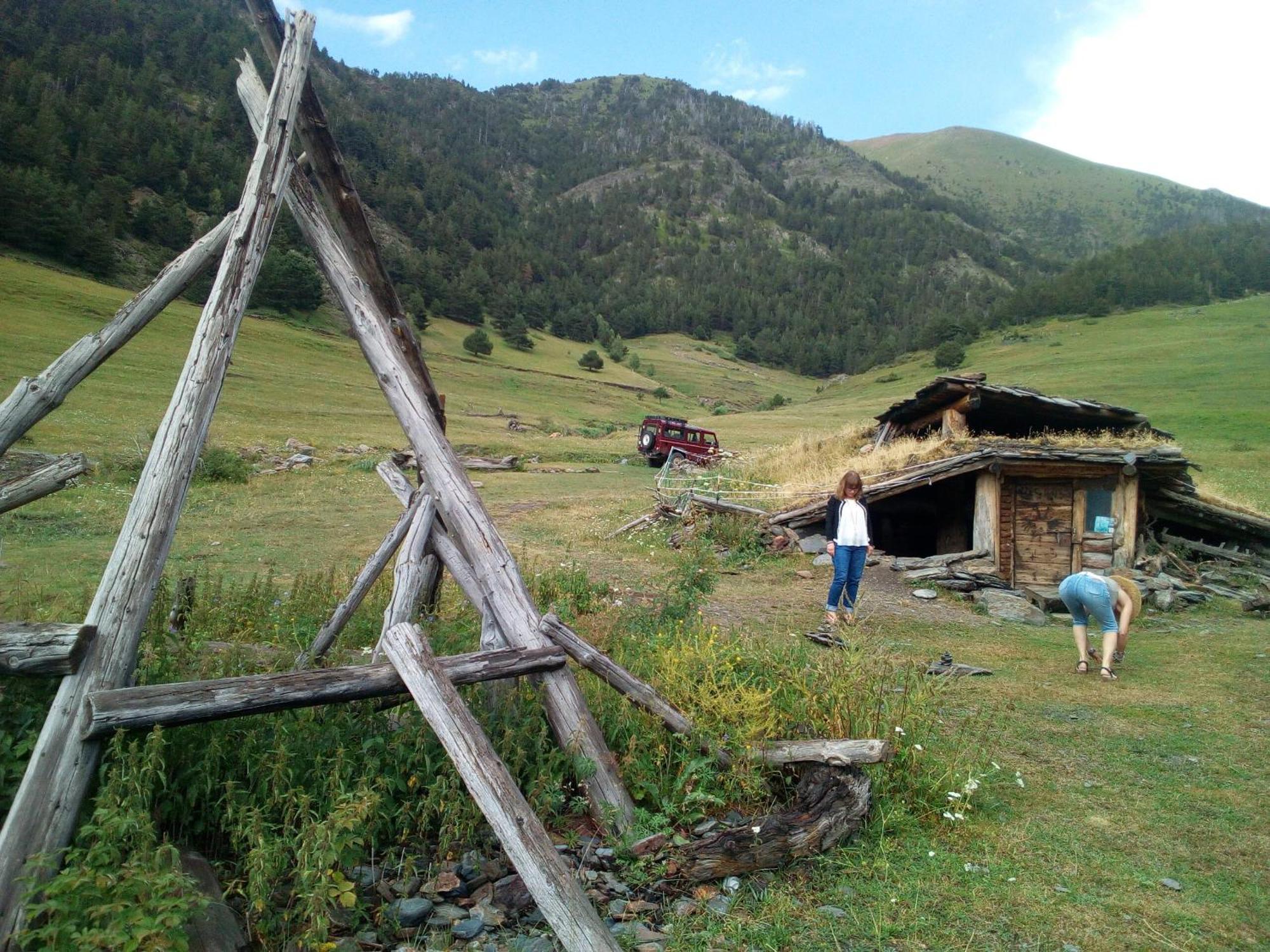 Apartaments Sort Pirineus Экстерьер фото